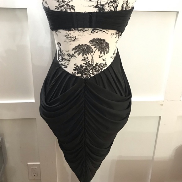 NWOT Gorgeous black strapless dress - Picture 2 of 9